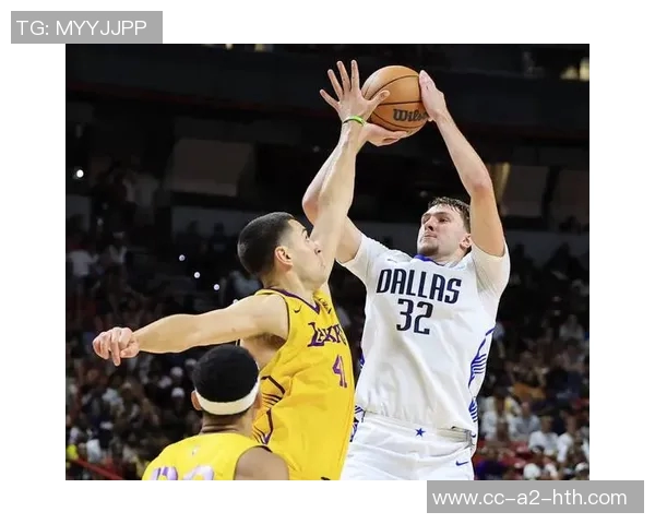 弗拉格连续三场得分2055年轻球员历史第三人仅次于詹姆斯和东契奇 弗拉格连续三场得分2055年轻球员历史第三人仅次于詹姆斯和东契奇