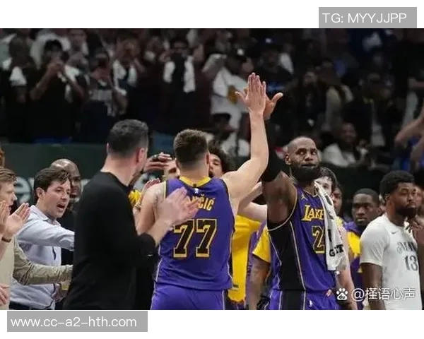 湖人残阵逆袭独行侠文森特首节火力全开八村表现出色半场领先13分